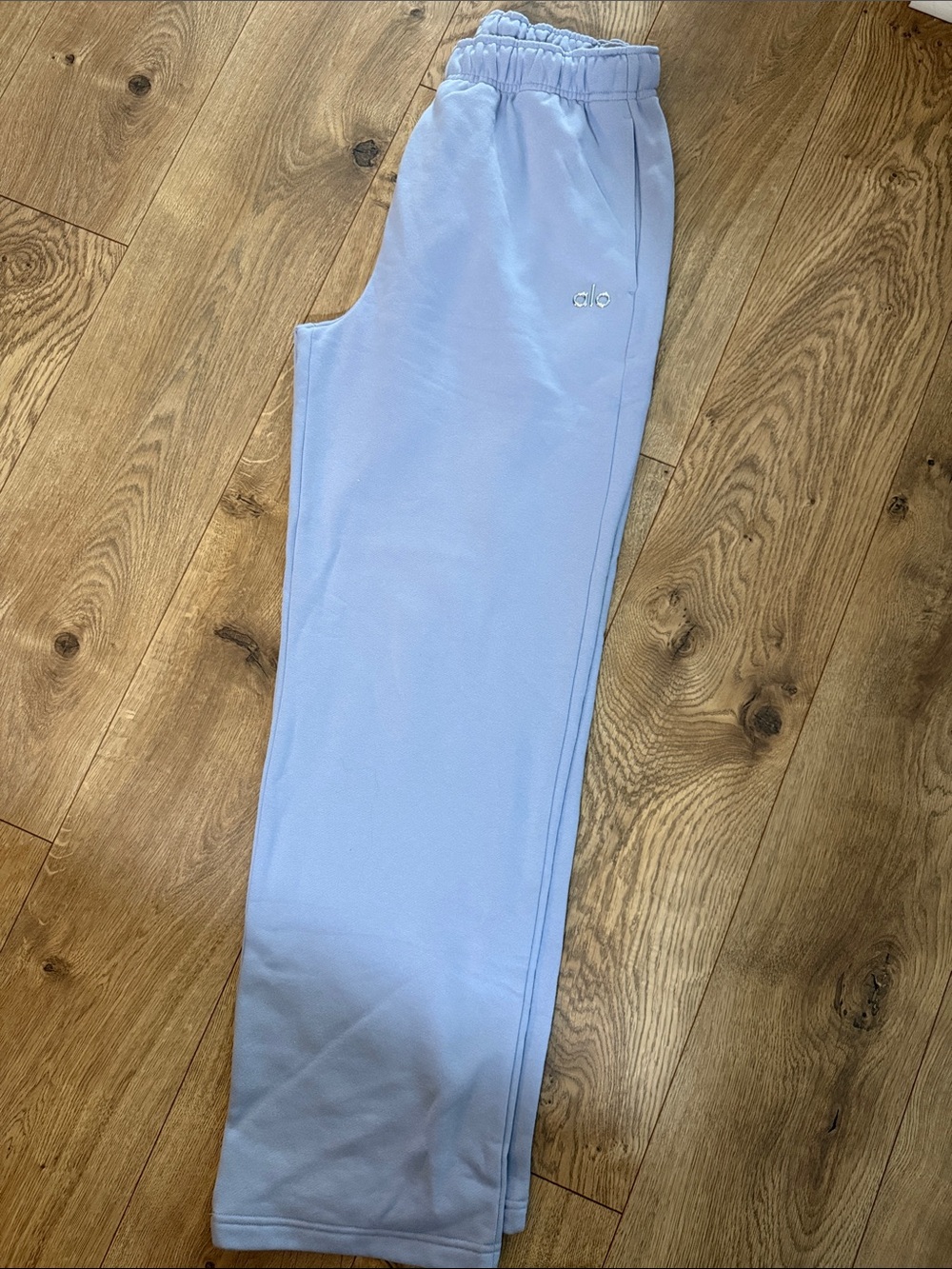 ALO Yoga Grey/Lavender Straight Leg Relaxed  Sweatpants